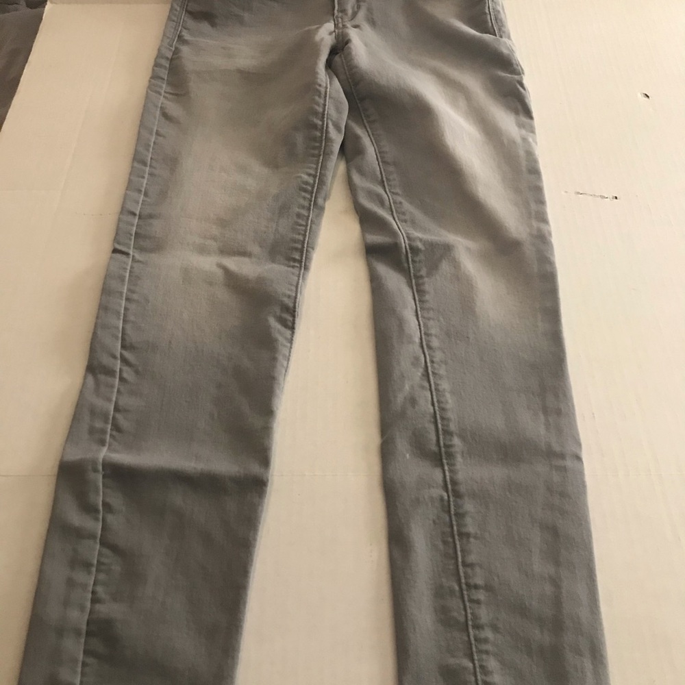 Denizen Low-rise Jegging by Levi’s